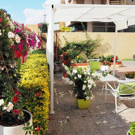 Residence Hotel Vittoria ティレニア エクステリア 写真