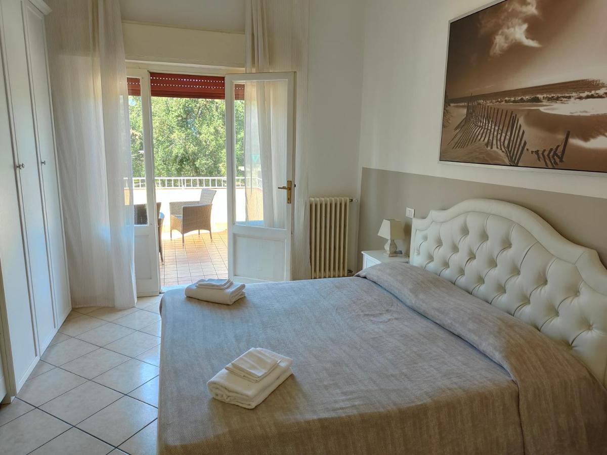 Residence Hotel Vittoria ティレニア エクステリア 写真