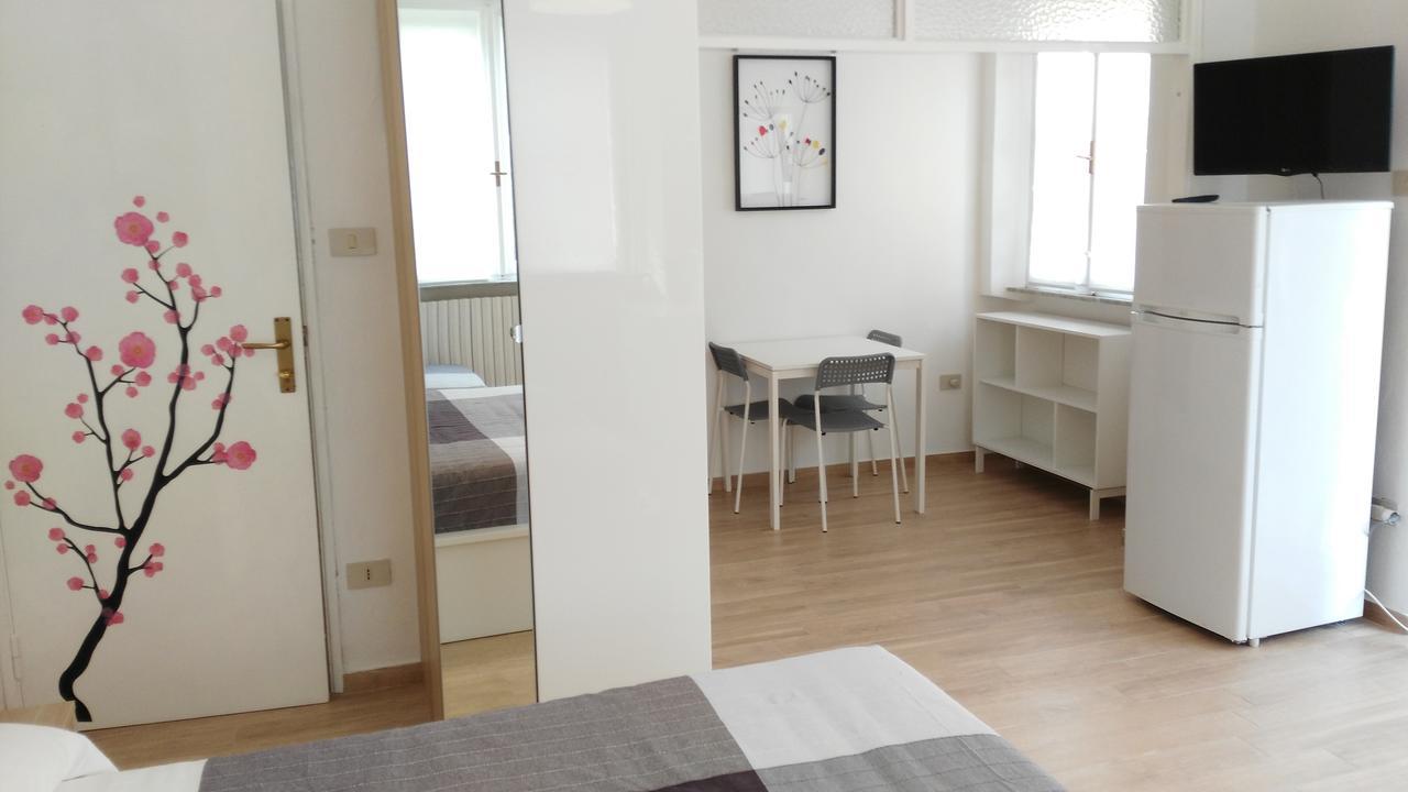 Residence Hotel Vittoria ティレニア エクステリア 写真