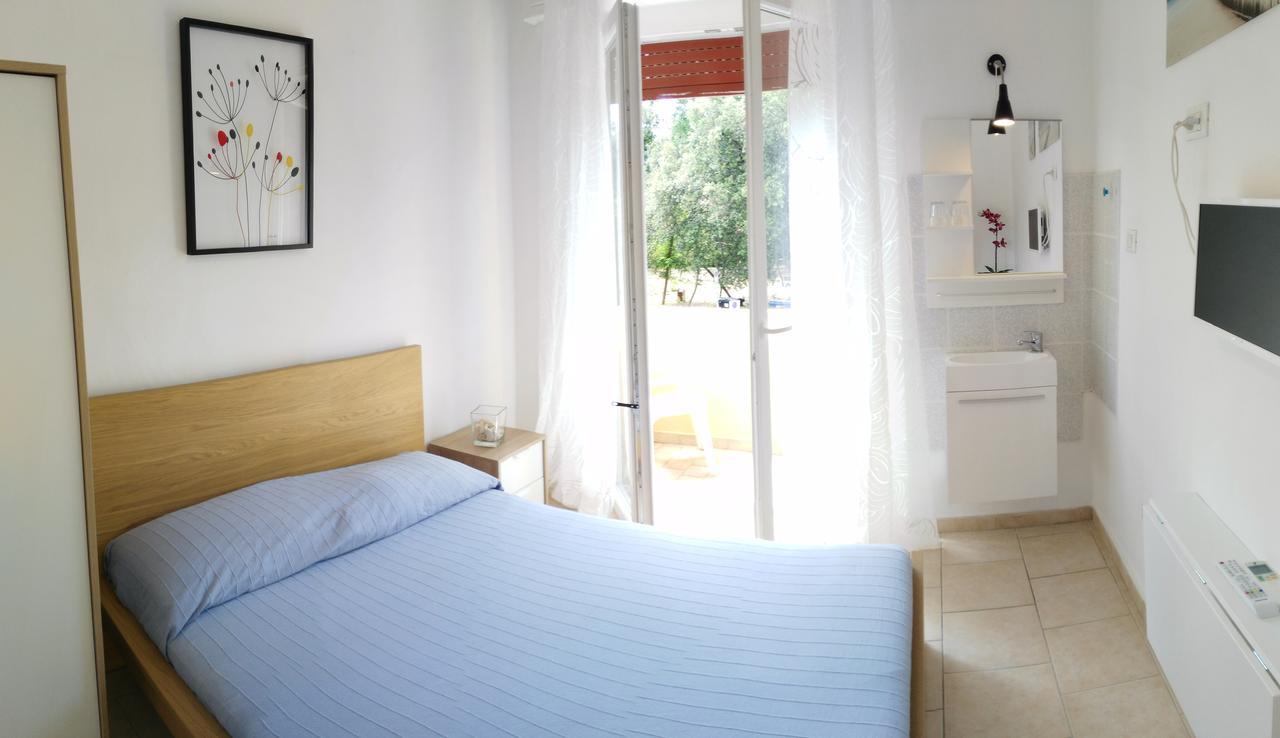 Residence Hotel Vittoria ティレニア エクステリア 写真