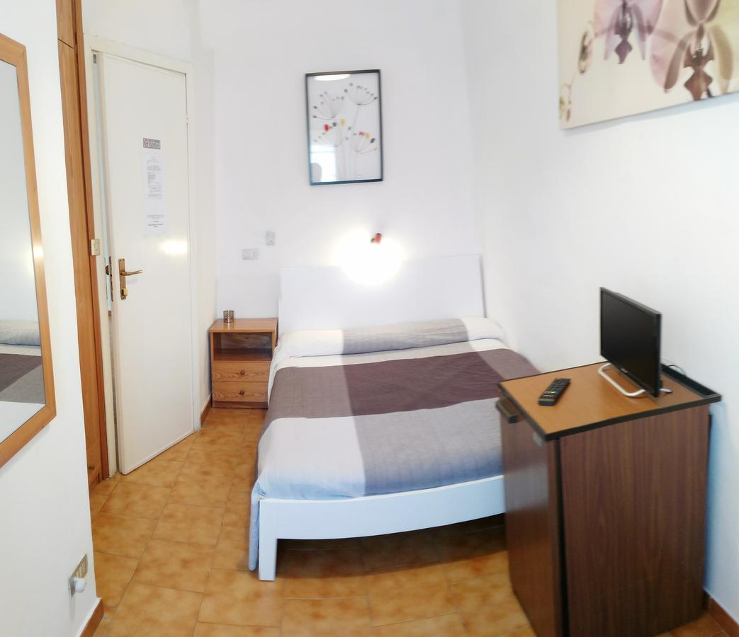 Residence Hotel Vittoria ティレニア エクステリア 写真